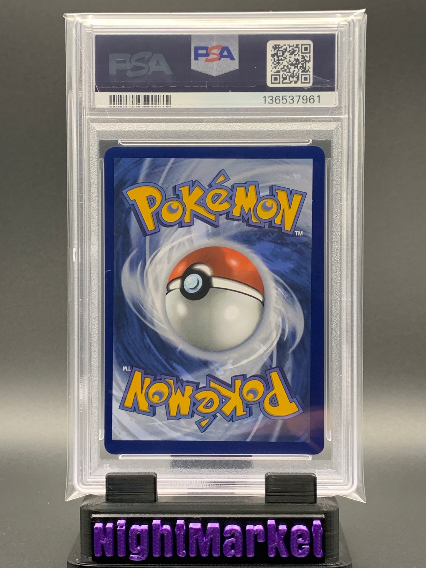 PSA 8 Radiant Charizard EN #020