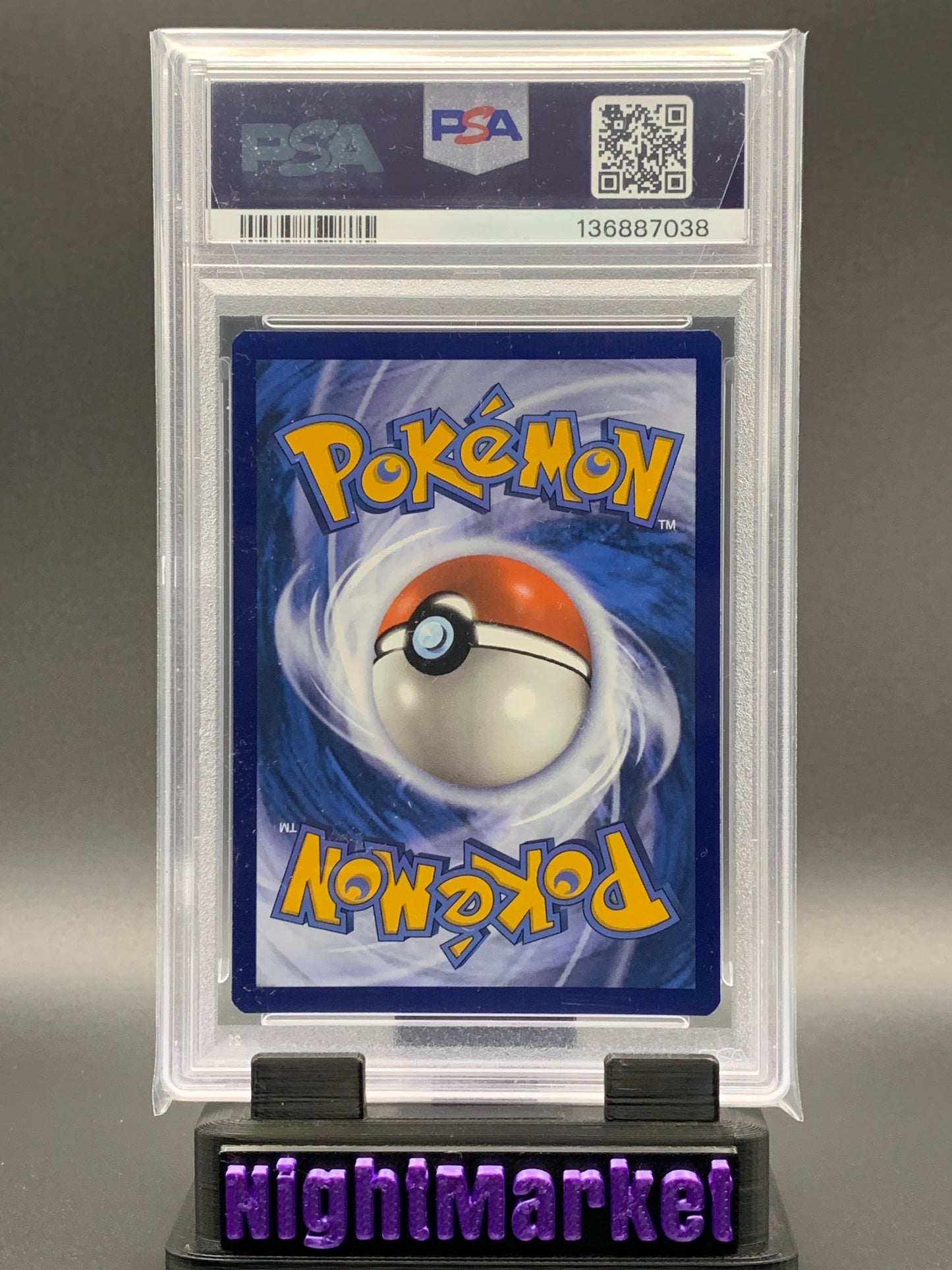 PSA 8 Pikachu EN #GG30